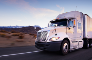 拖車報(bào)關(guān)-鑫漢物流